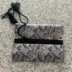 WHBM travel jewelry roll